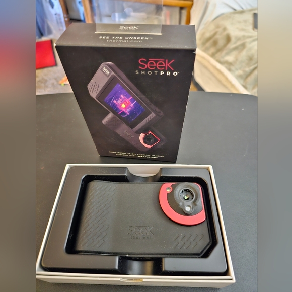 Seek Shot Pro Thermal imaging Camera - Picture 1 of 6